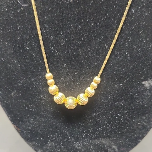 Gold Minimalist Beaded Necklace Jewelry - Picture 2 of 6